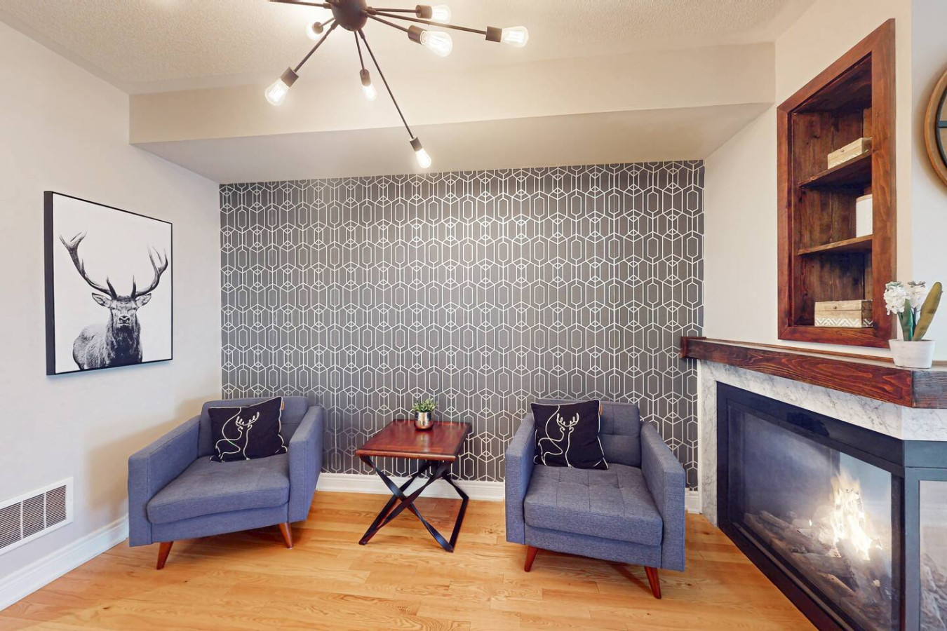 Family Townhome w/ Summer Pool | Photo 9