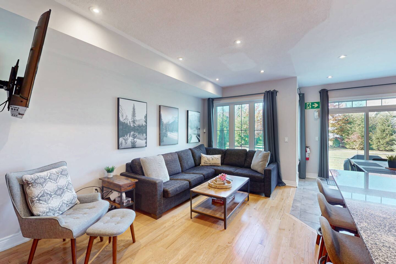 Family Townhome w/ Summer Pool