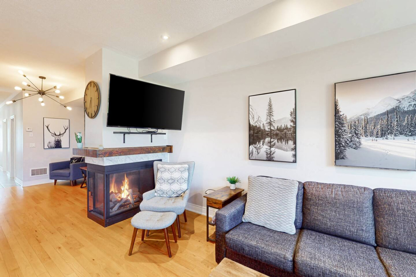 Family Townhome w/ Summer Pool | Photo 7