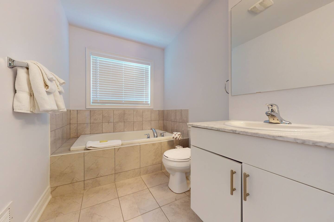 3BDRM Townhome with Summer Pool | Photo 15