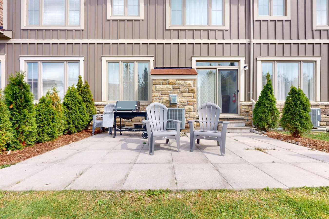 3BDRM Townhome with Summer Pool | Photo 24