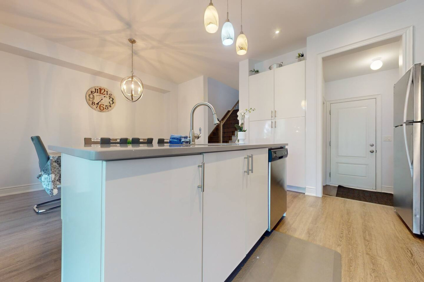 3BDRM Townhome with Summer Pool | Photo 10