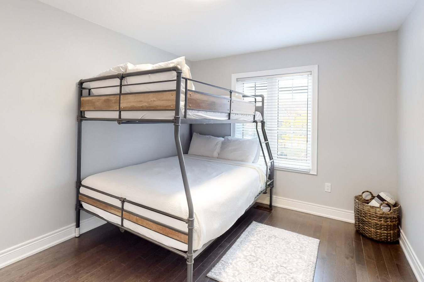 Blue Mtn Townhome w/ Summer Pool! | Photo 22