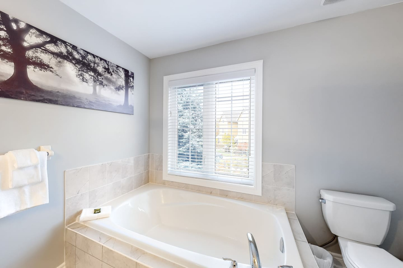 Blue Mtn Townhome w/ Summer Pool! | Photo 17