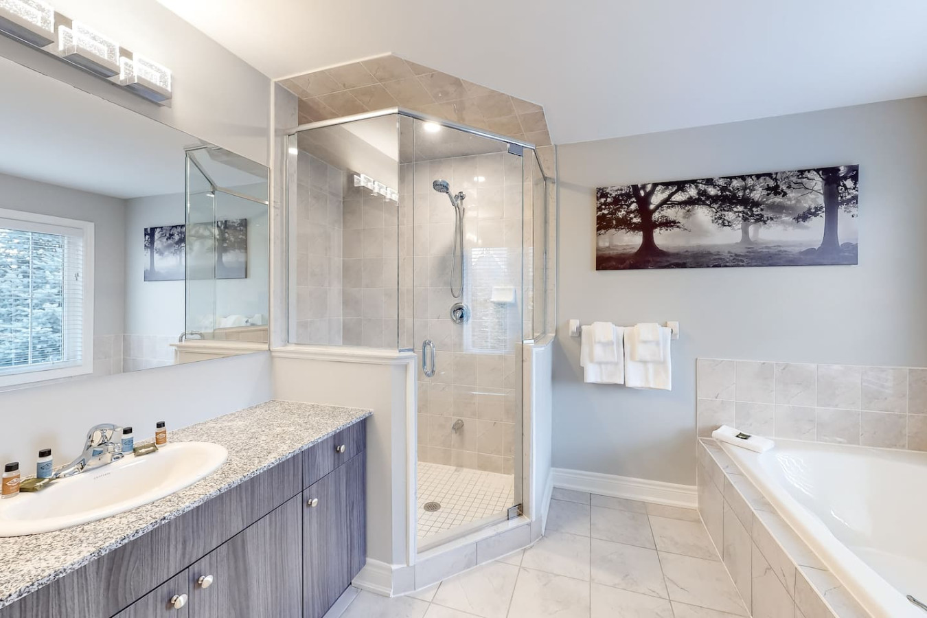 Blue Mtn Townhome w/ Summer Pool! | Photo 16