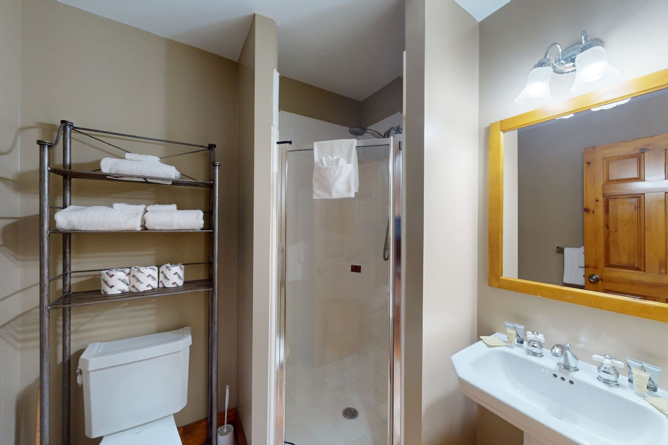 2BD Condo, Mins to Village w/ Summer Pool | Photo 15