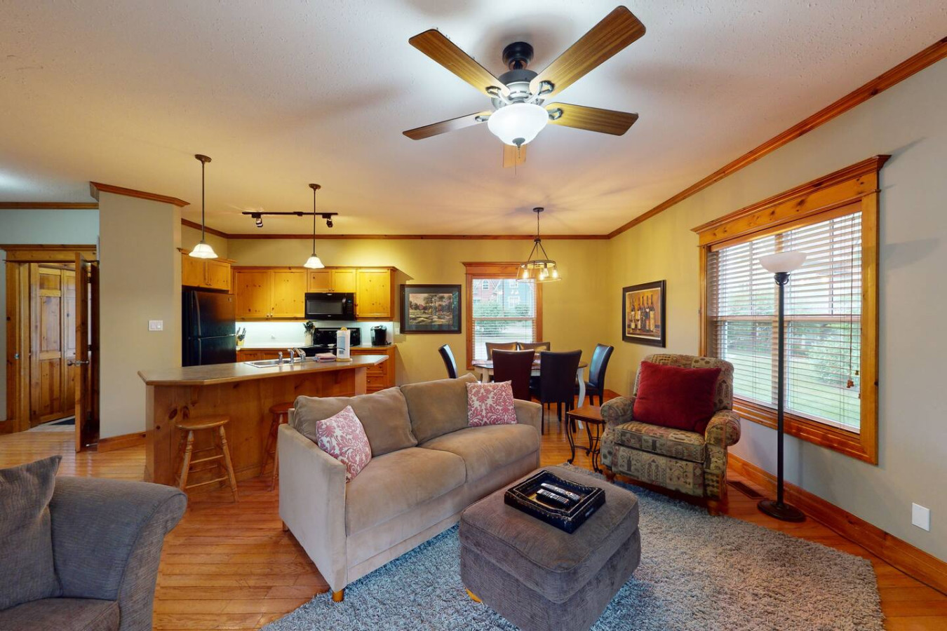 2BD Condo, Mins to Village w/ Summer Pool | Photo 7