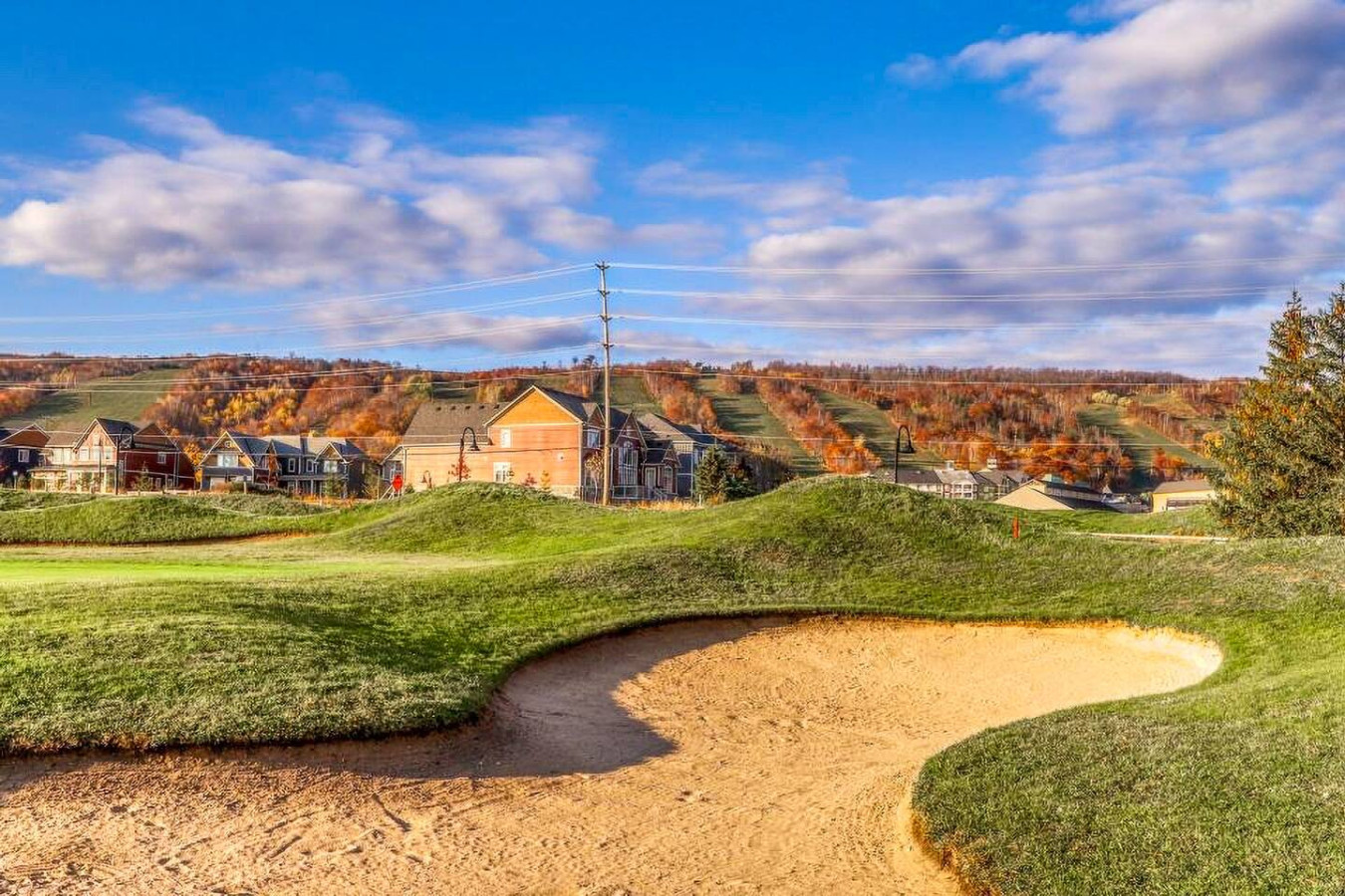 Bright 2BDR Condo with Summer Pool | Photo 27