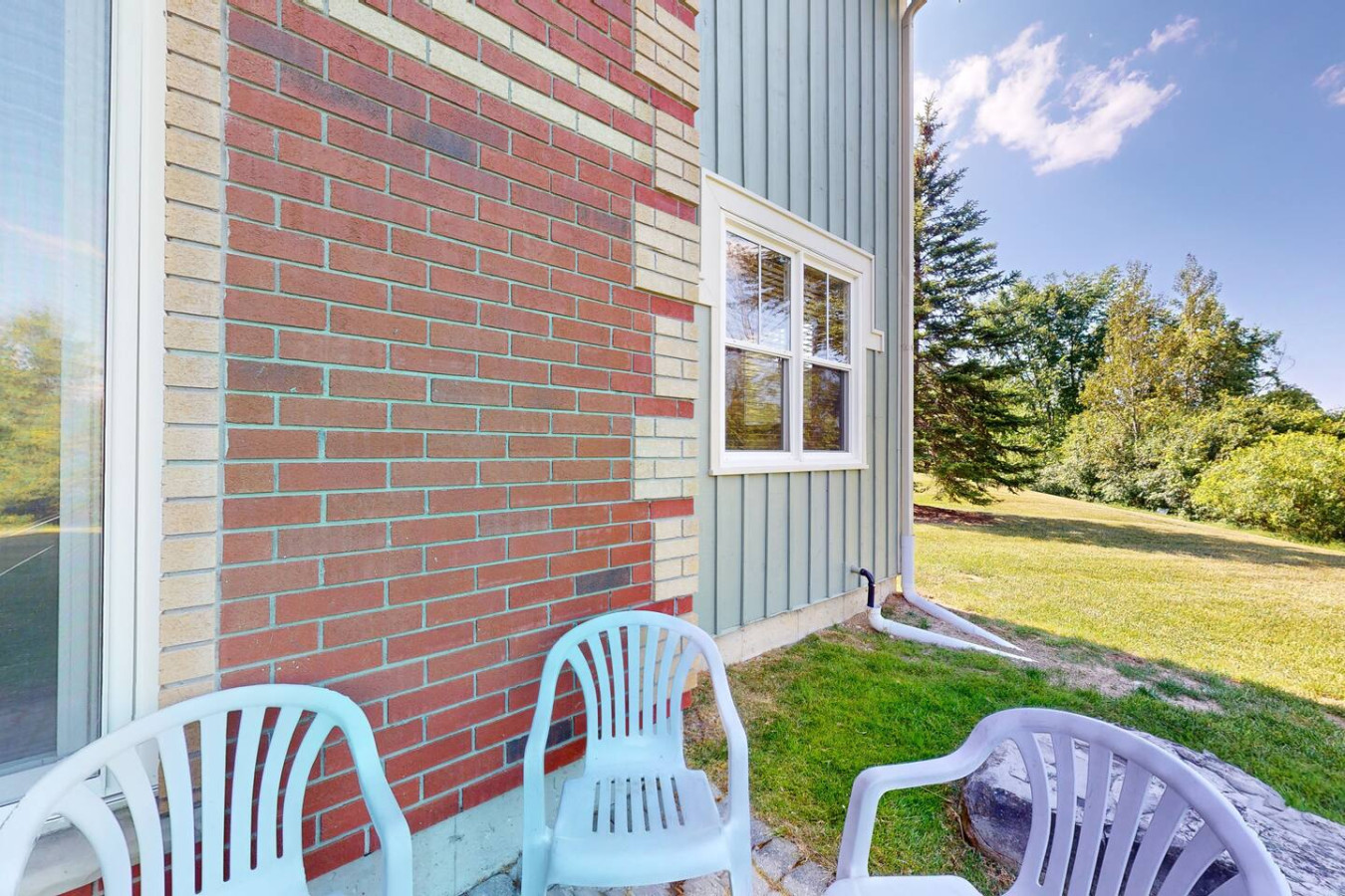 2BDR Getaway near Blue with Free Shuttle | Photo 21