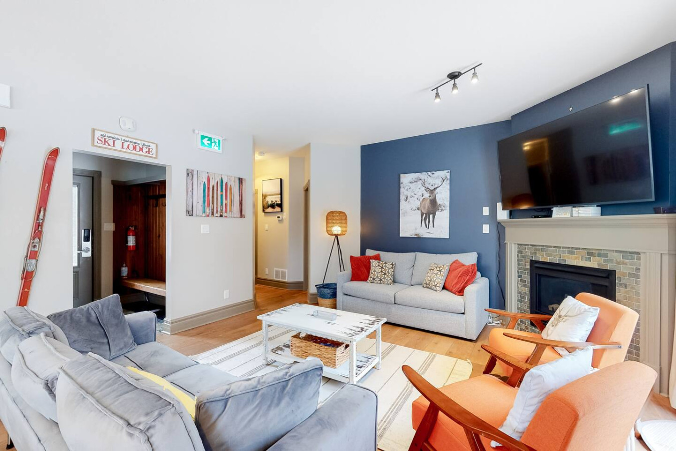 Stylish 2BDR Condo with Summer Pool | Photo 6