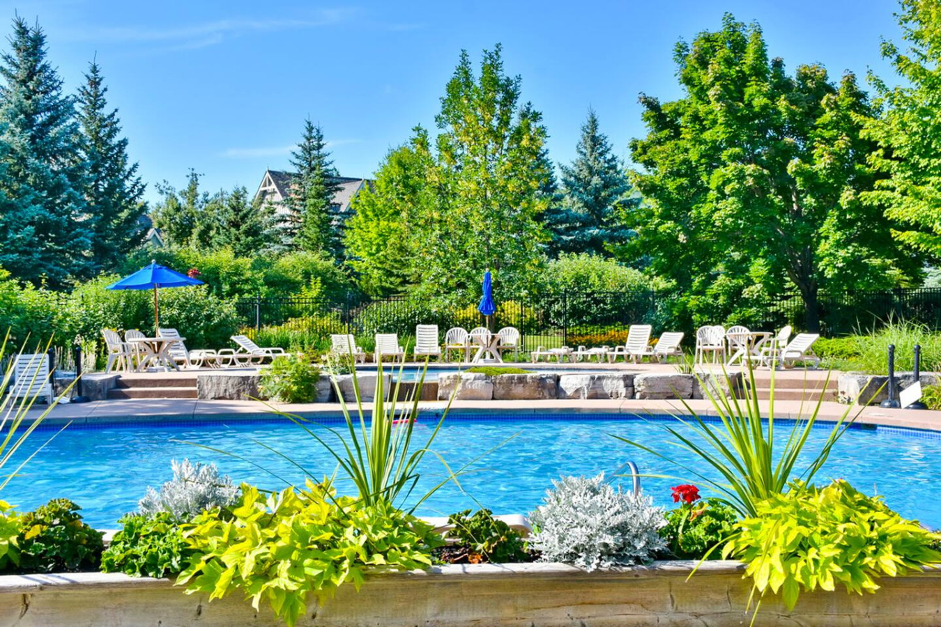 Stylish 2BDR Condo with Summer Pool | Photo 23