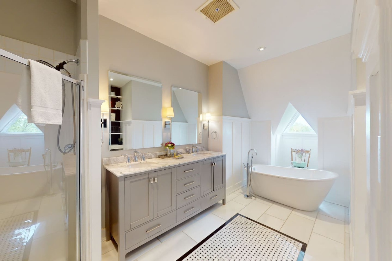 Family Retreat with Summer Pool & Golf | Photo 14