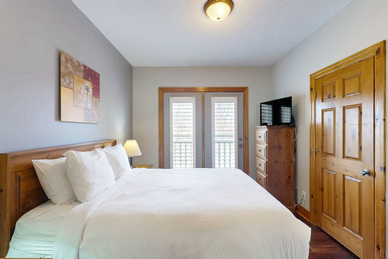 Spacious Family Getaway w/ Free Shuttle to Blue | Photo 15