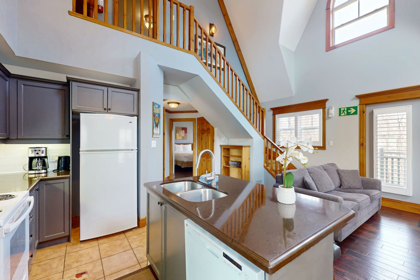 Spacious Family Getaway w/ Free Shuttle to Blue | Photo 8