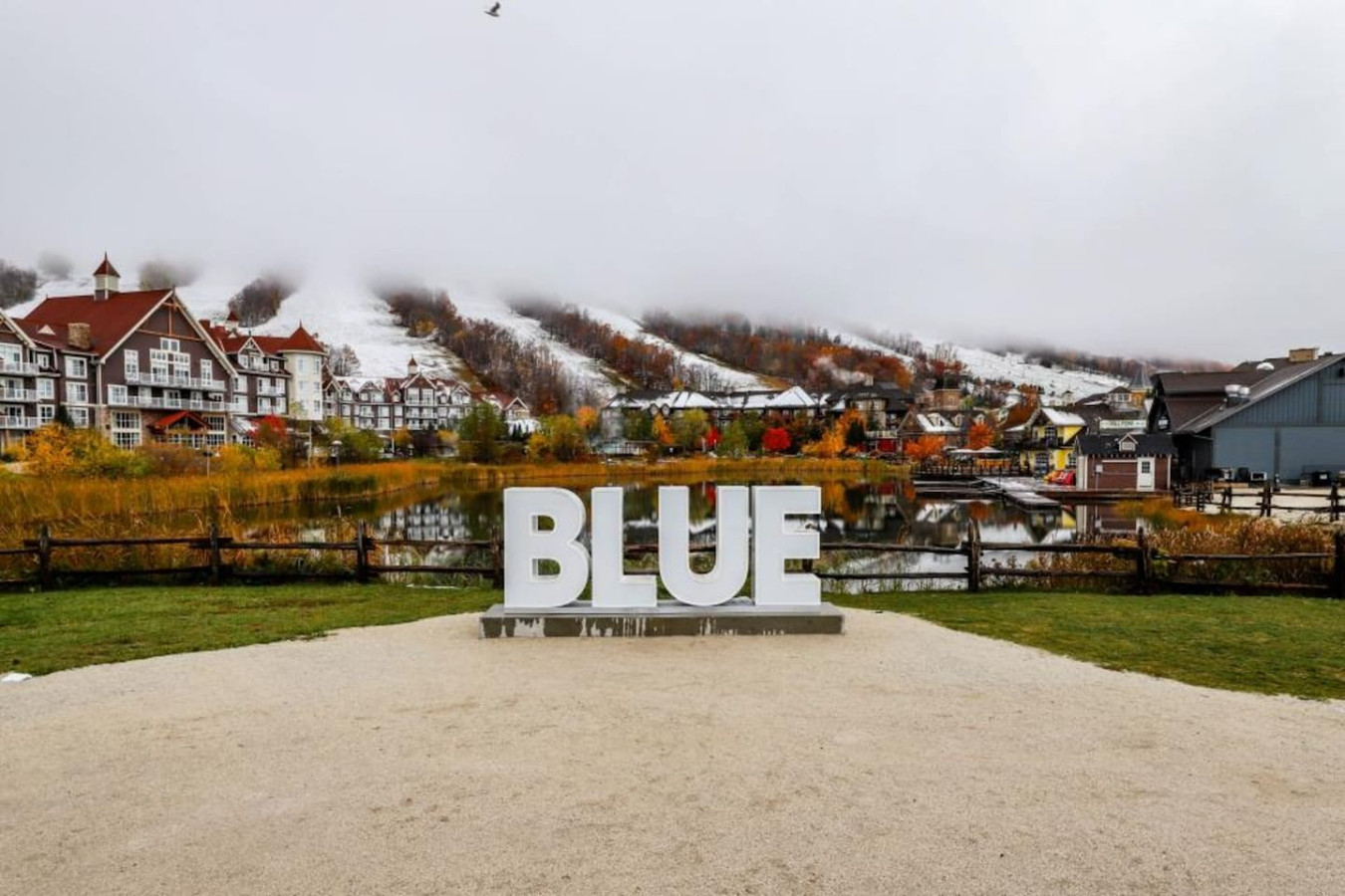 Spacious Family Getaway w/ Free Shuttle to Blue | Photo 34