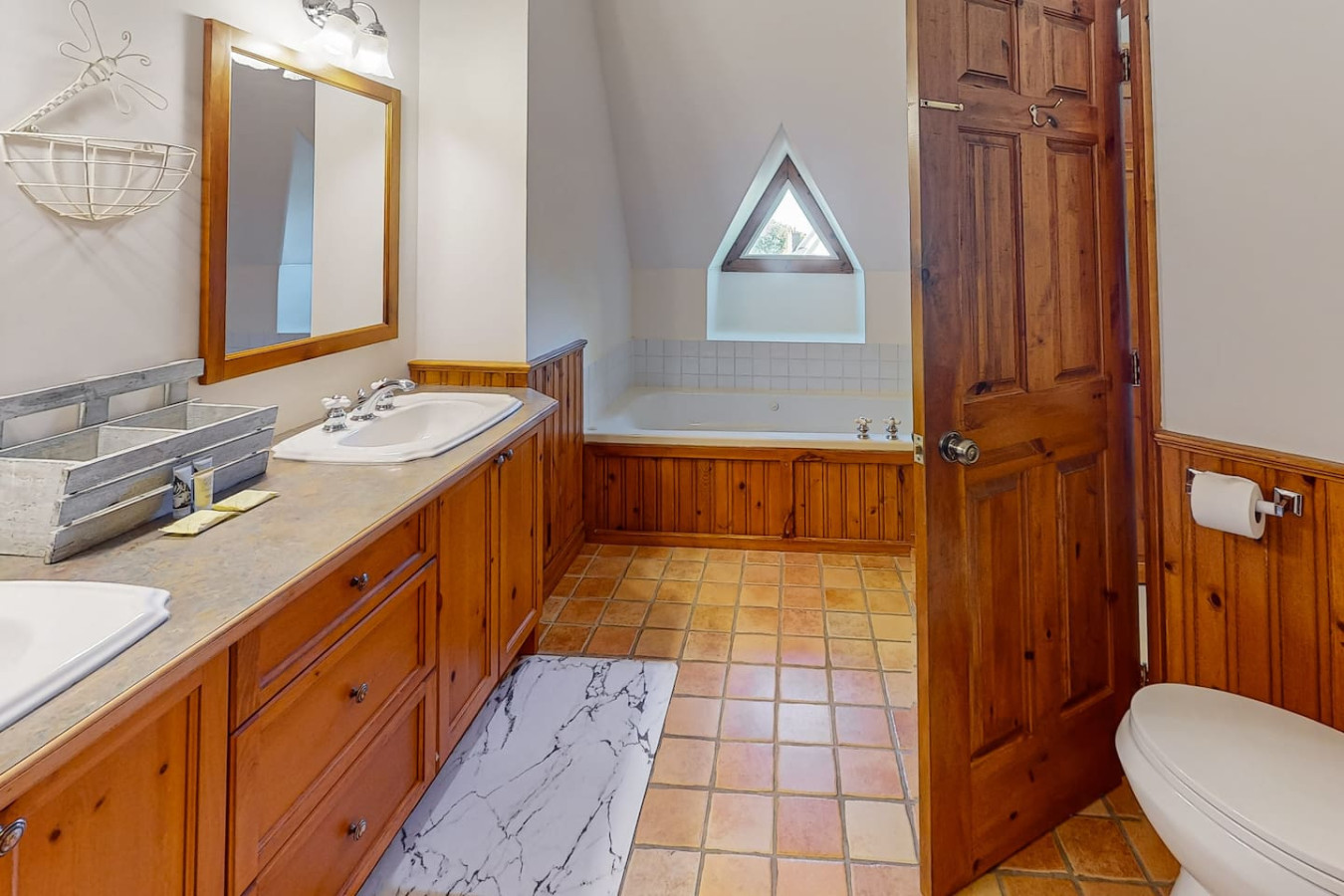 3BDR Condo on Golf Course, Near Village | Photo 15