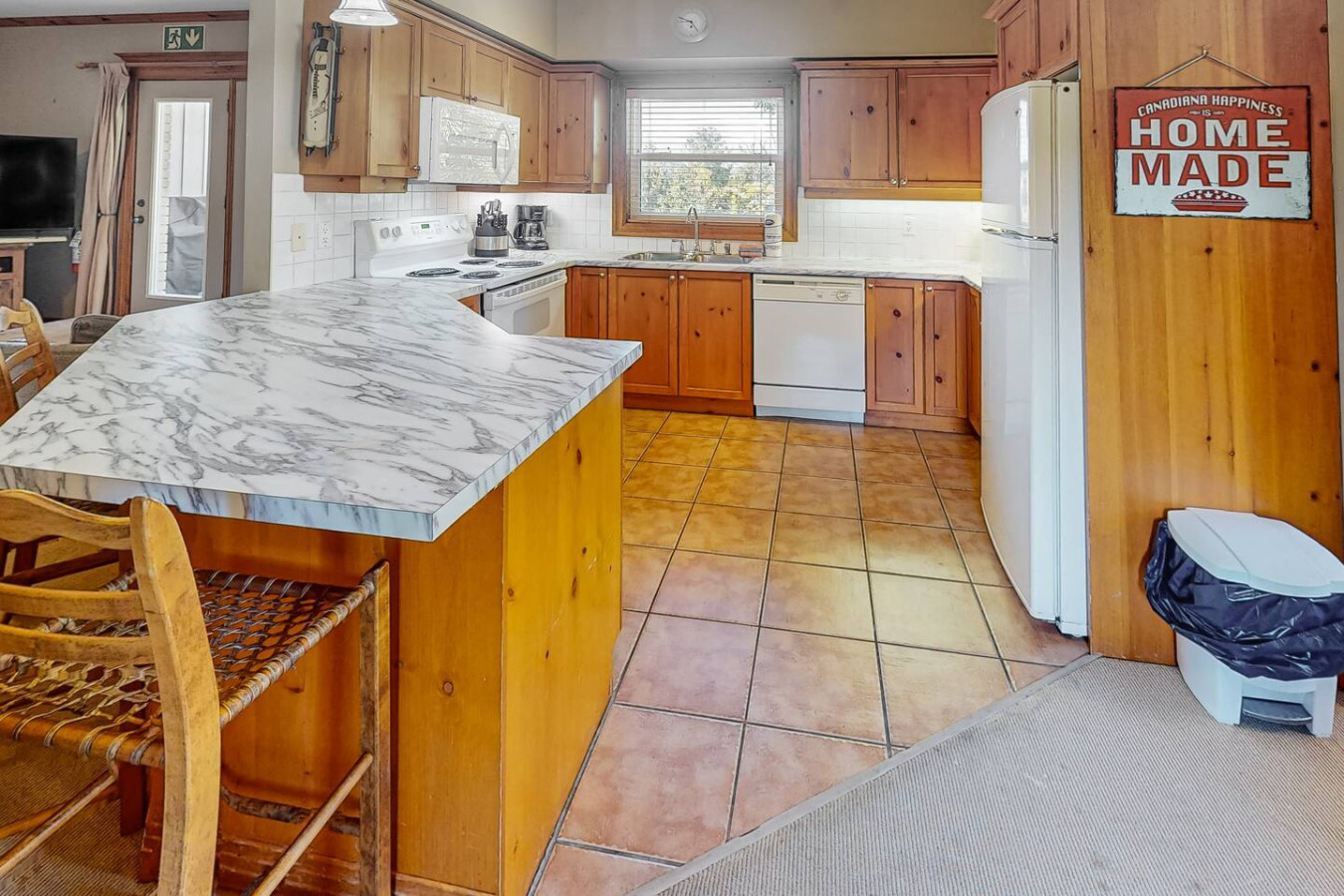 3BDR Condo on Golf Course, Near Village | Photo 9