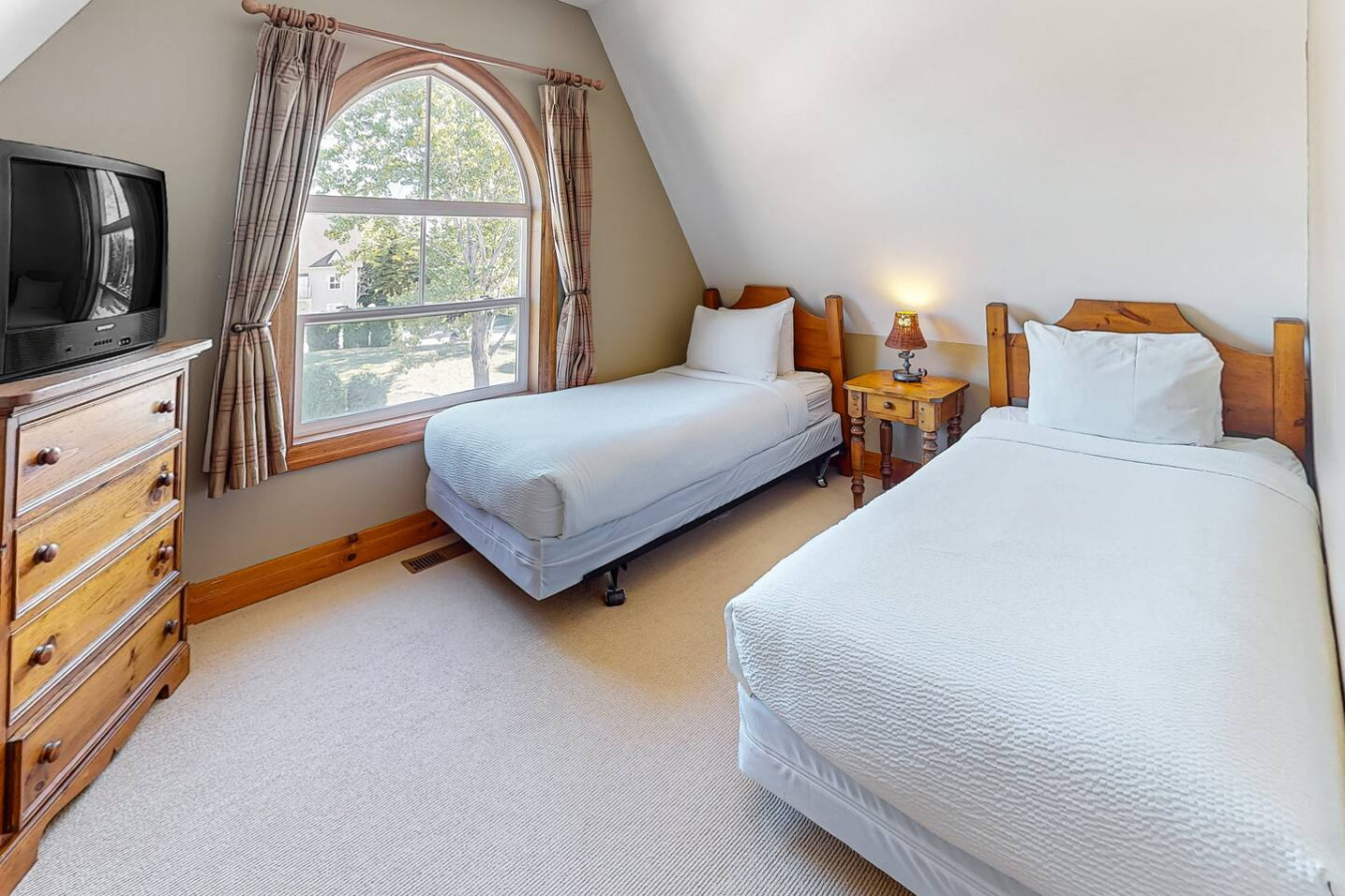 3BDR Condo on Golf Course, Near Village | Photo 19