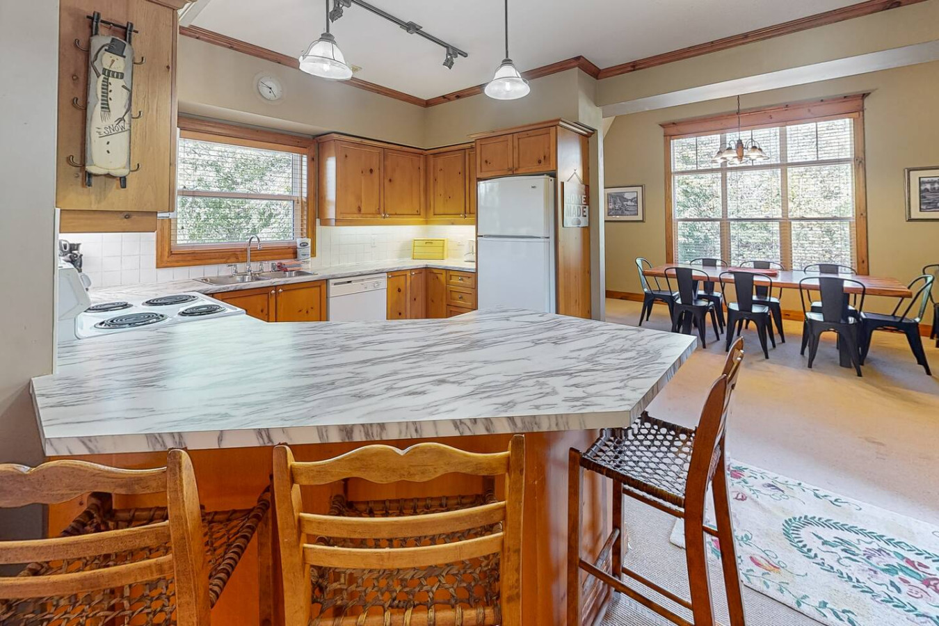 3BDR Condo on Golf Course, Near Village | Photo 8