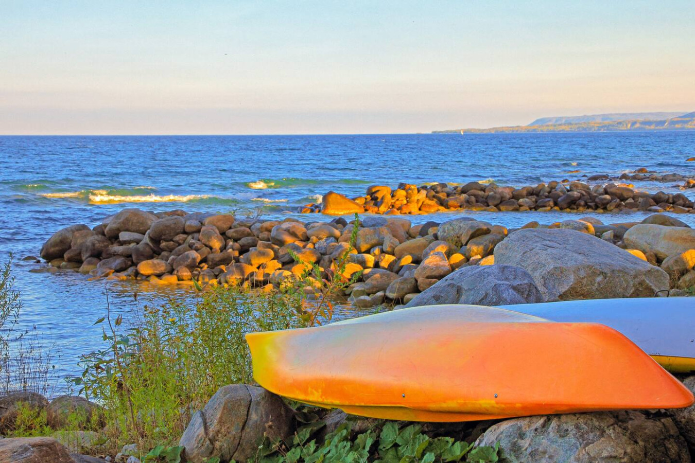 4BDR Spacious Blue Mtn Home with Summer Pool | Photo 34