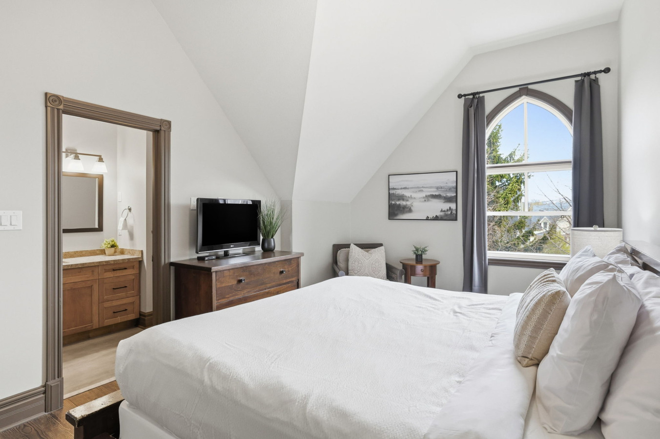 242 Snowbridge with Summer Pool | Photo 18