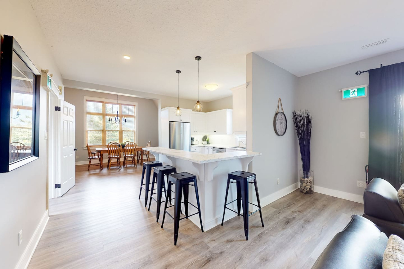 Bright 3BDR Condo Near Blue | Dog Friendly | Photo 3