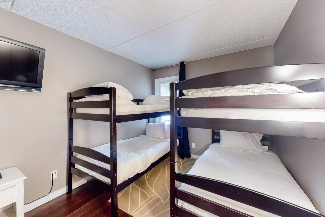 Charming Wintergreen Home | Minutes to BM Village | Photo 13