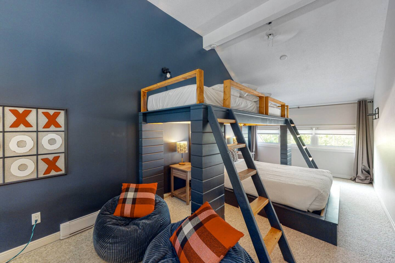 Bright Wintergreen Condo w/ Private Sauna & Golf | Photo 25