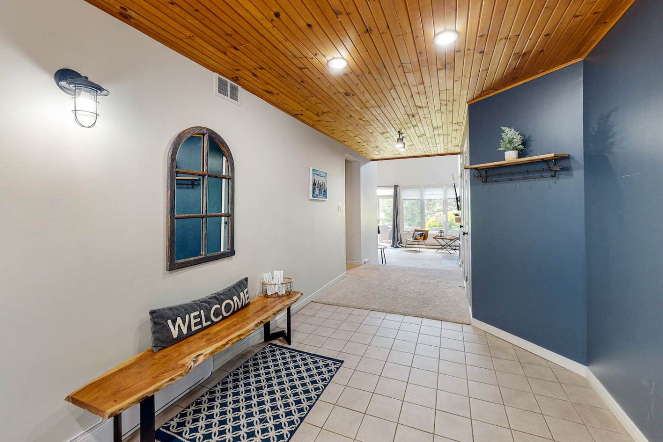 Bright Wintergreen Condo w/ Private Sauna & Golf | Photo 28