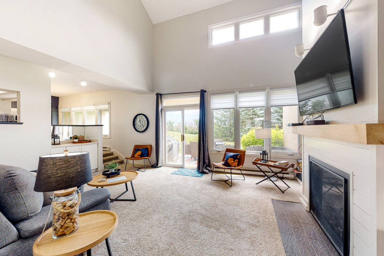 Bright Wintergreen Condo w/ Private Sauna & Golf | Photo 6