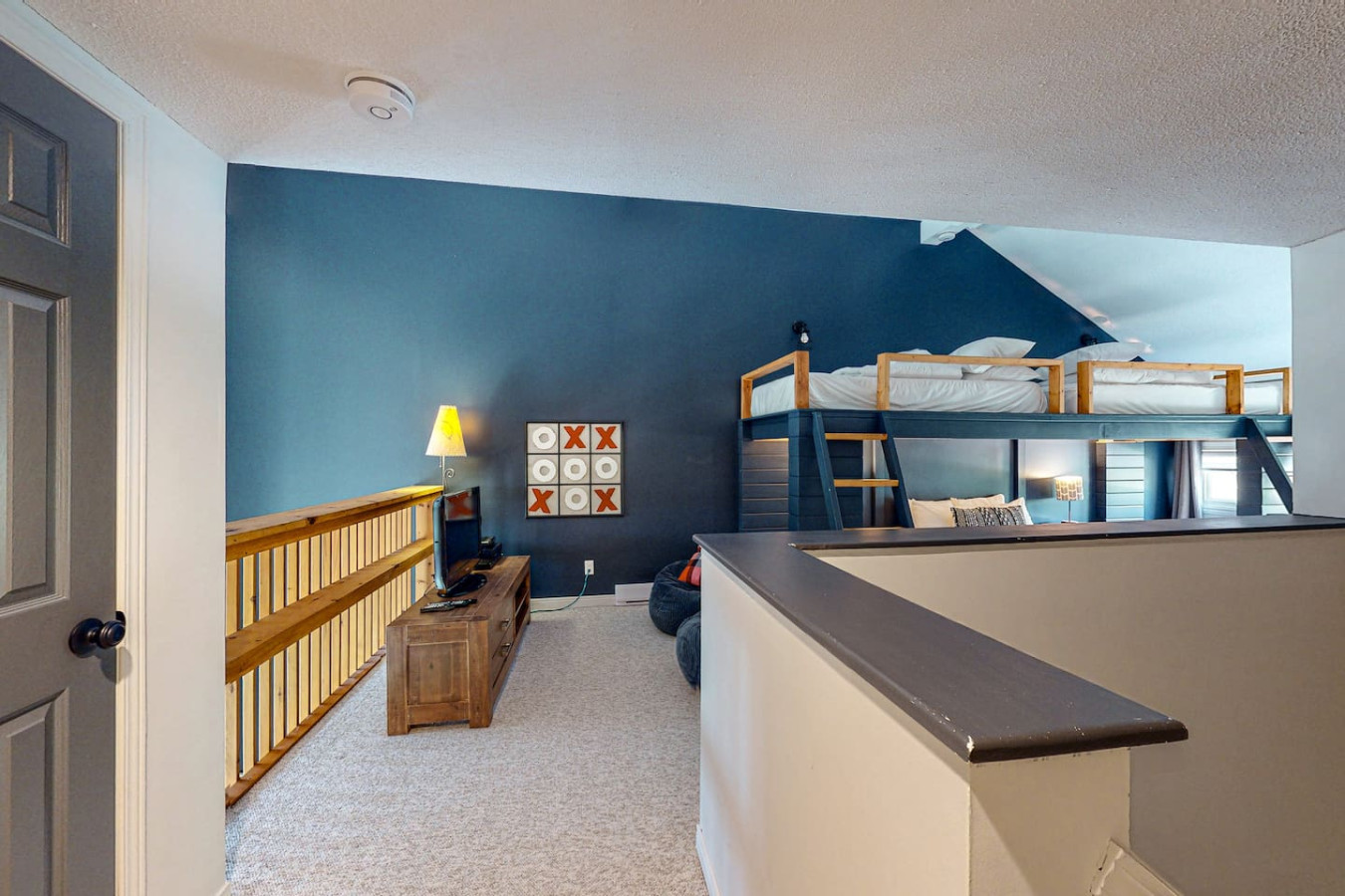 Bright Wintergreen Condo w/ Private Sauna & Golf | Photo 23