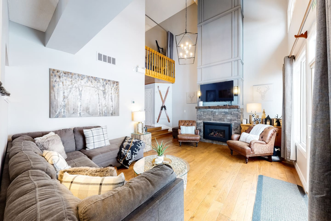 Updated Wintergreen Condo with Private Sauna