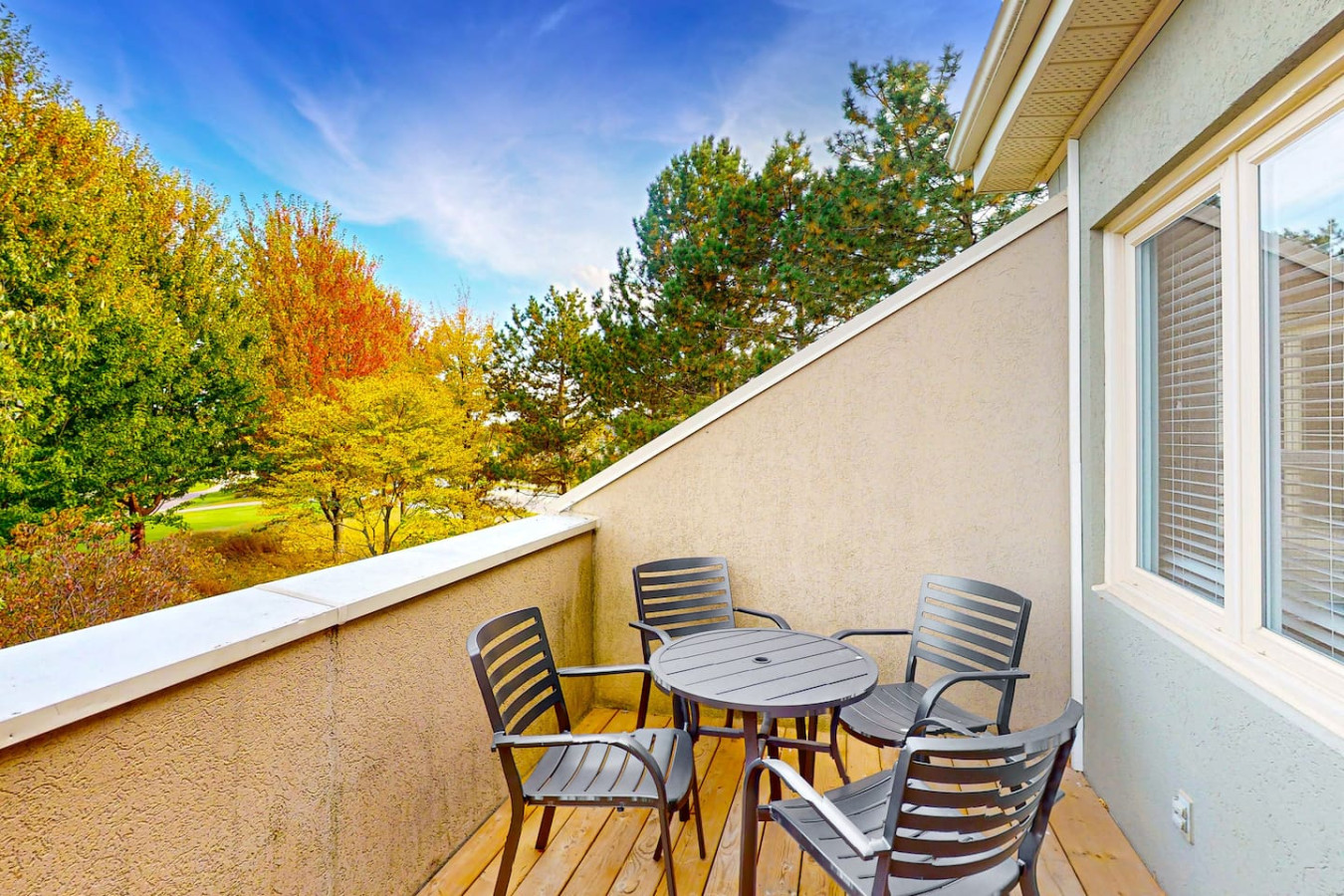 Spacious Condo w/ 2 Private Decks Near Blue! | Photo 4