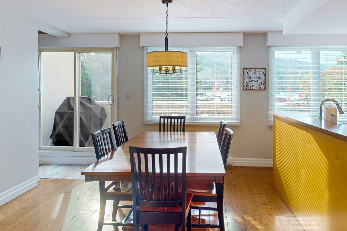 Spacious Condo w/ 2 Private Decks Near Blue! | Photo 10