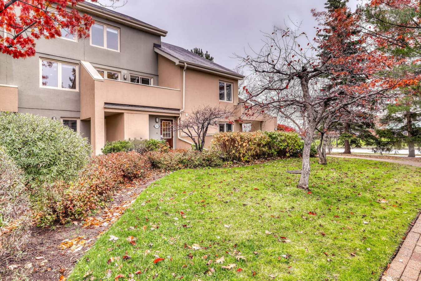 Spacious Condo w/ 2 Private Decks Near Blue! | Photo 21