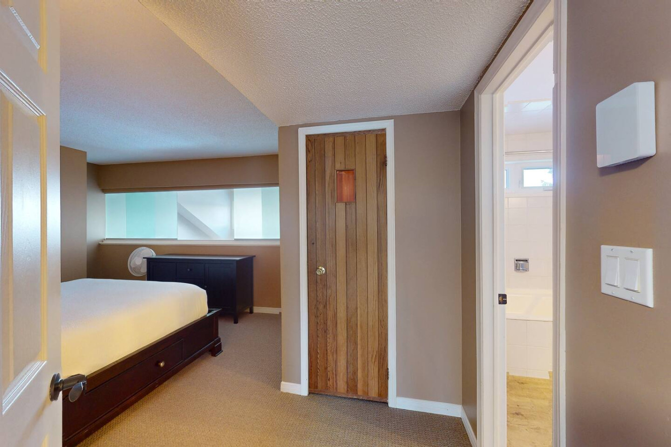 3BDR Condo w/Private Sauna on Golf Course | Photo 16