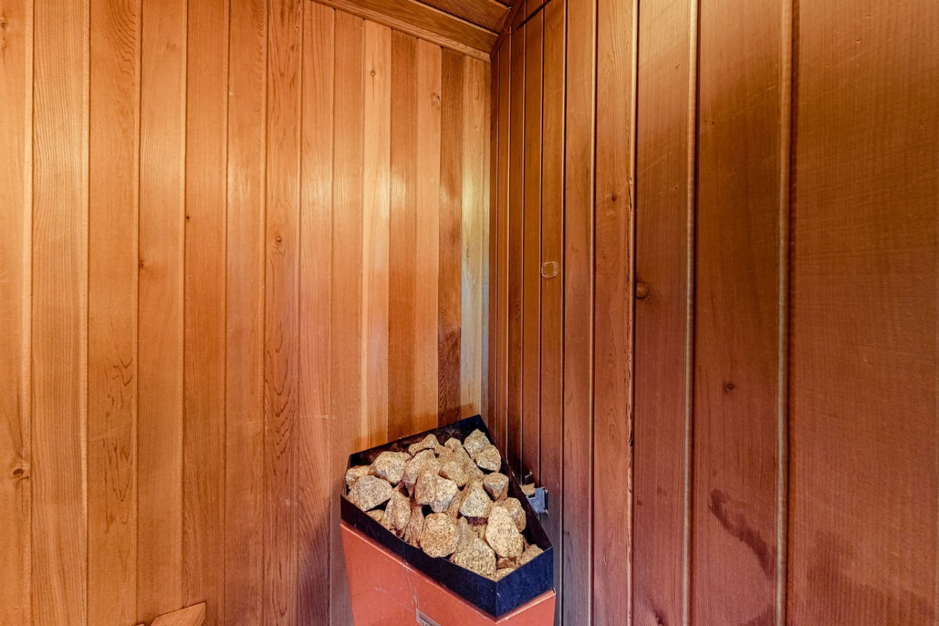 3BDR Retreat, Sauna + Golf Course/Mountain Views | Photo 4