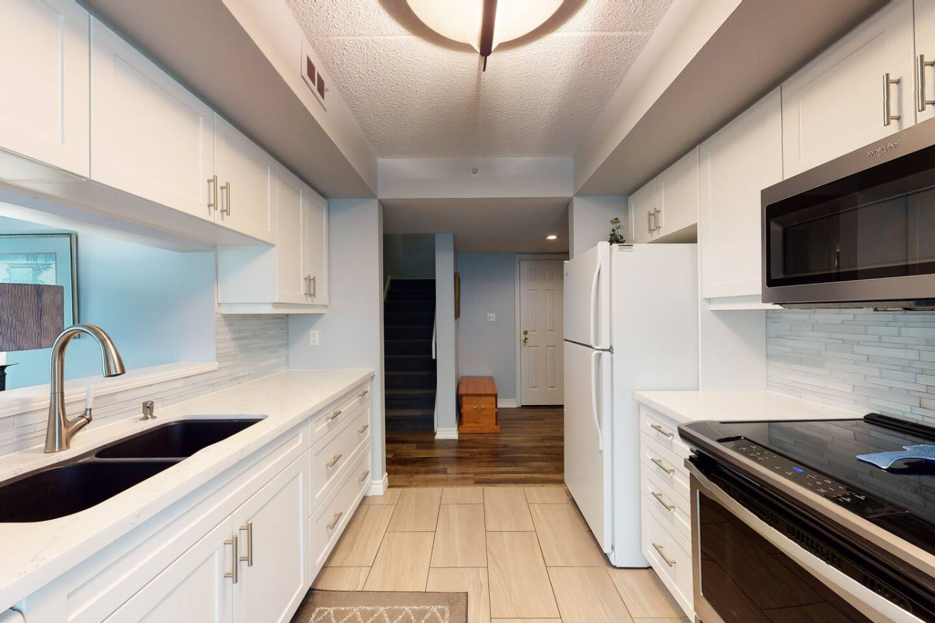 3BDR Mountain Side Retreat, Steps to the Village | Photo 9