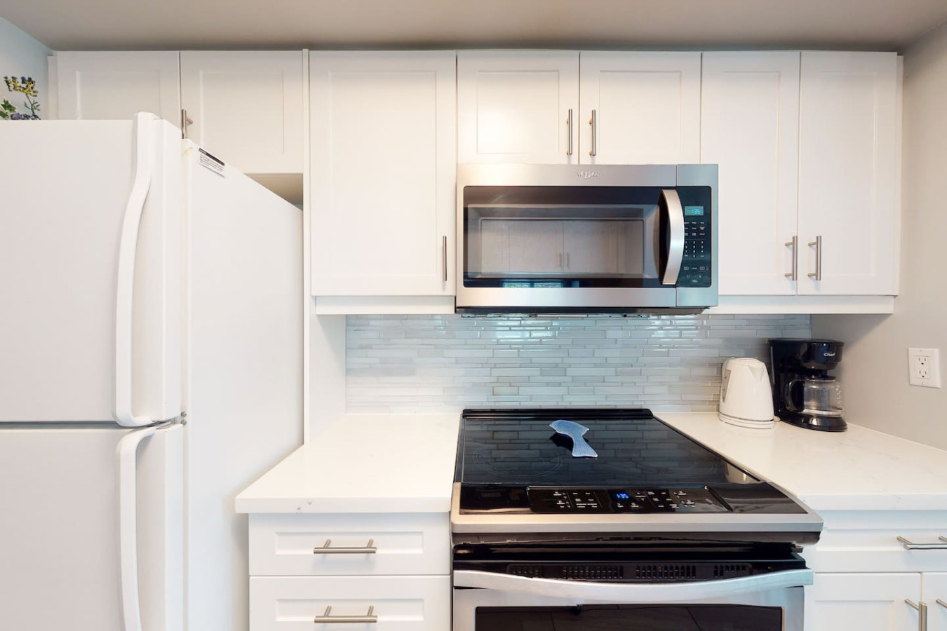 3BDR Mountain Side Retreat, Steps to the Village | Photo 8