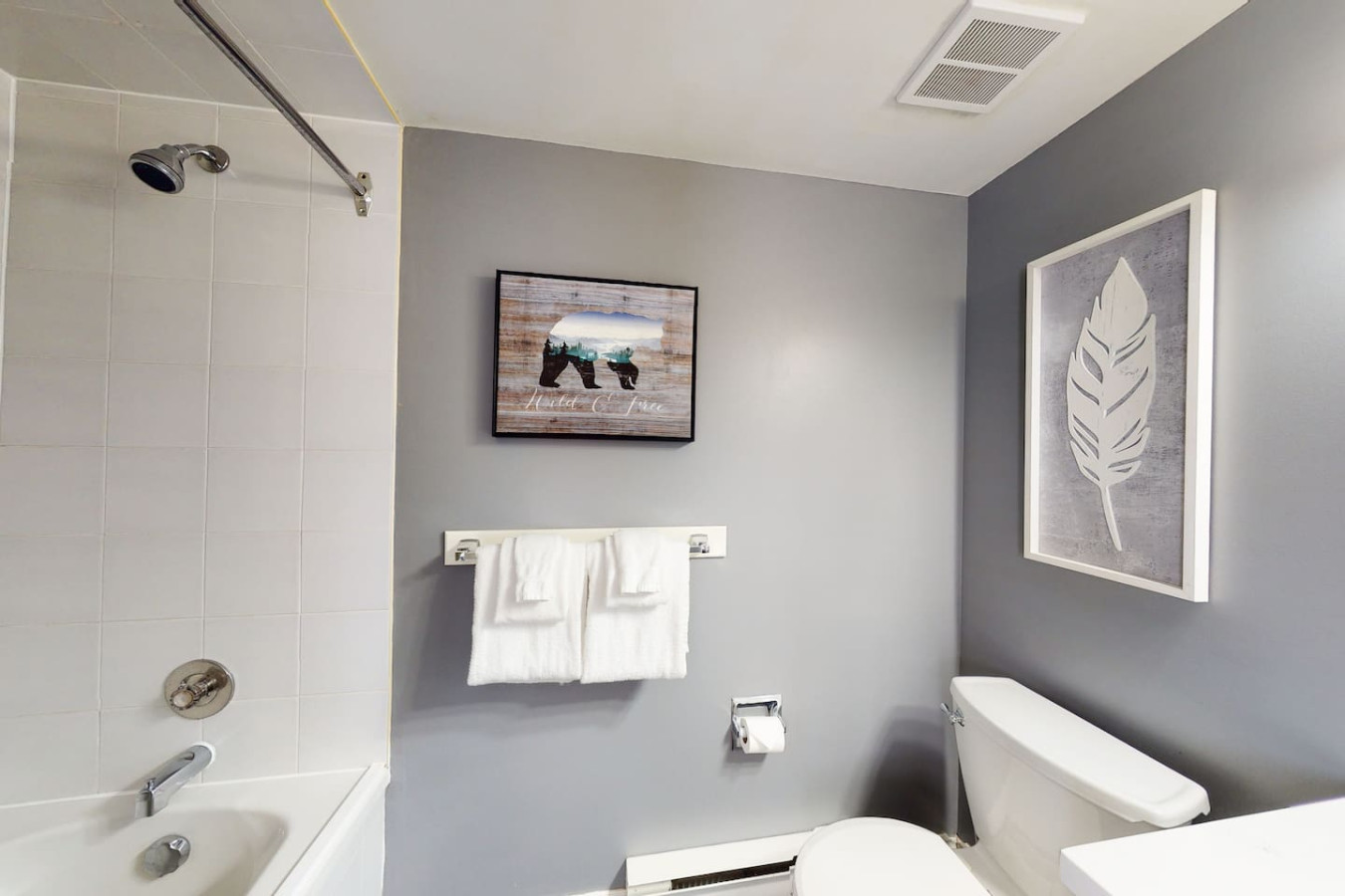 3BDR Mountain Side Retreat, Steps to the Village | Photo 15