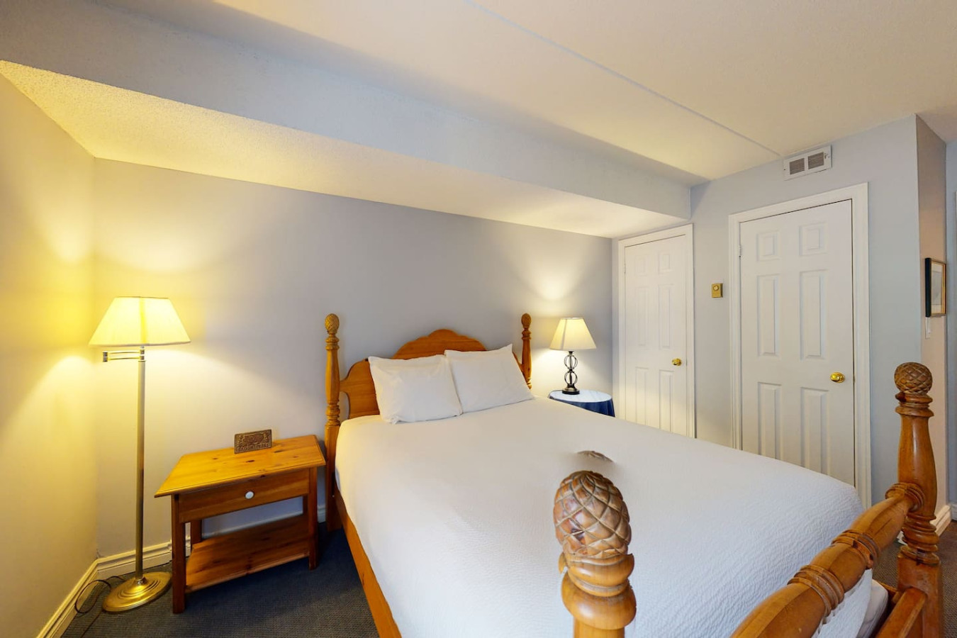 3BDR Mountain Side Retreat, Steps to the Village | Photo 17