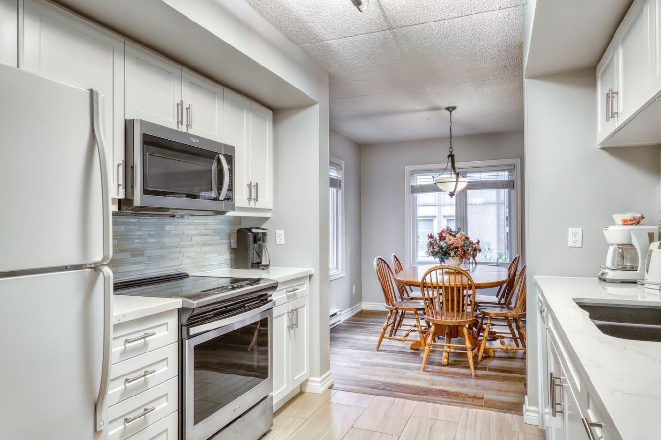 3BDR Mountain Side Retreat, Steps to the Village | Photo 10