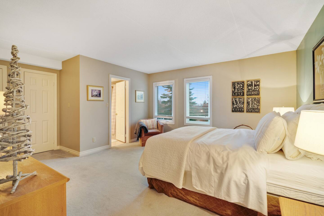 Cozy & Chic Mountain Getaway | Steps to BM Village | Photo 25