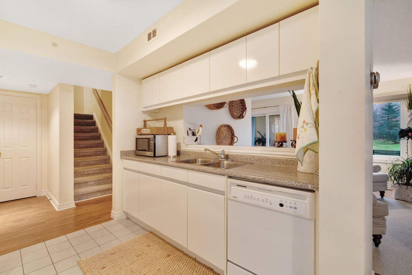 Cozy & Chic Mountain Getaway | Steps to BM Village | Photo 18