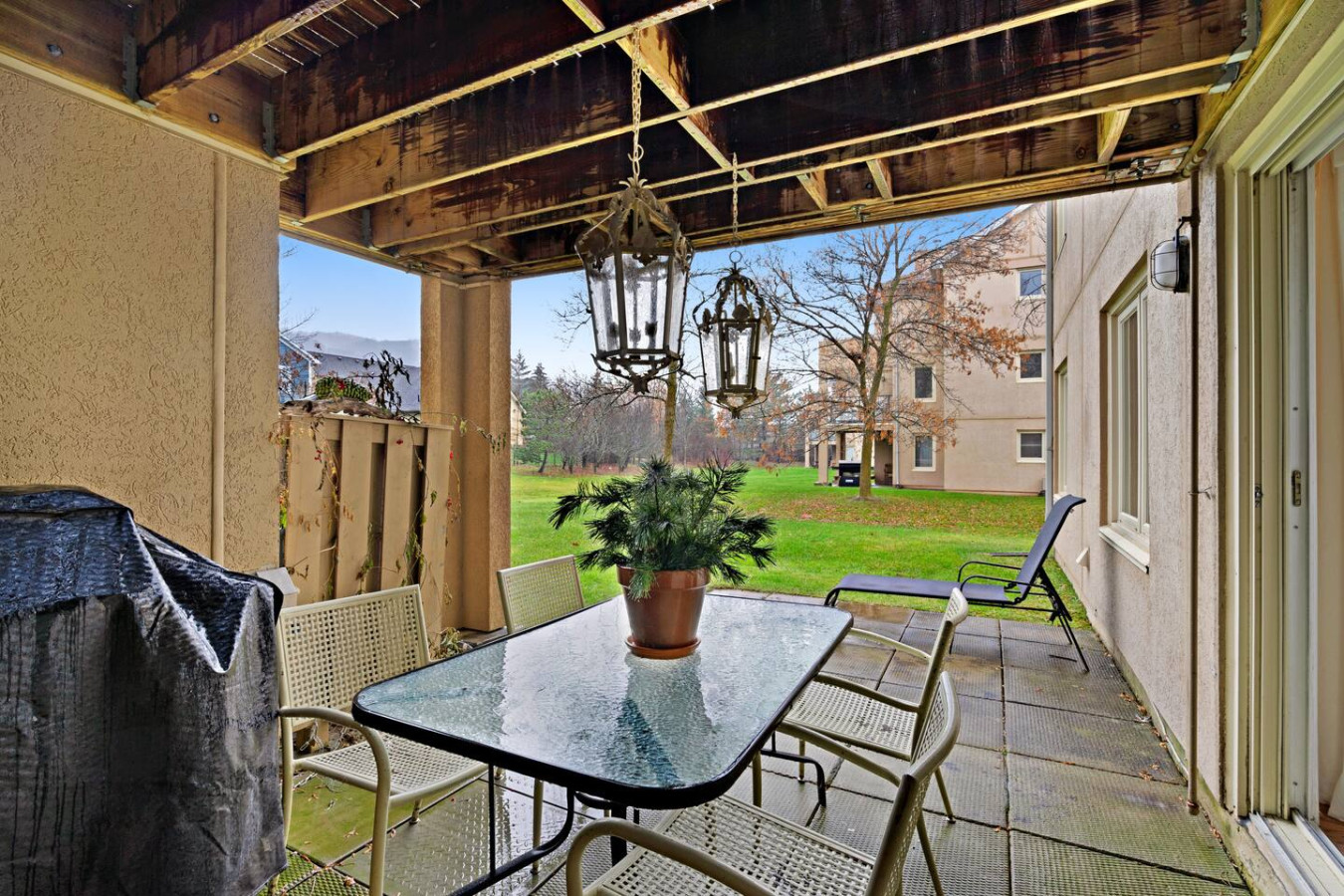 Cozy & Chic Mountain Getaway | Steps to BM Village | Photo 4