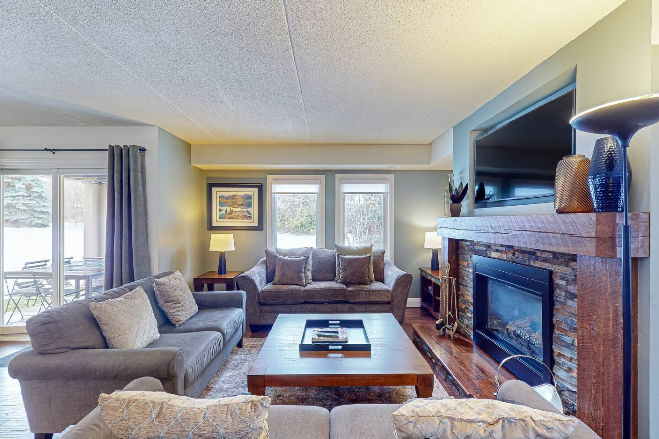 Spacious Mountain Walk Home, Steps to Blue! | Photo 6