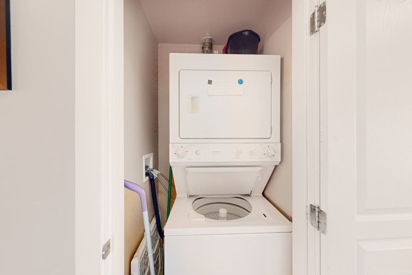 Peak to Green Escape: Mountain Views & Golf | Photo 18