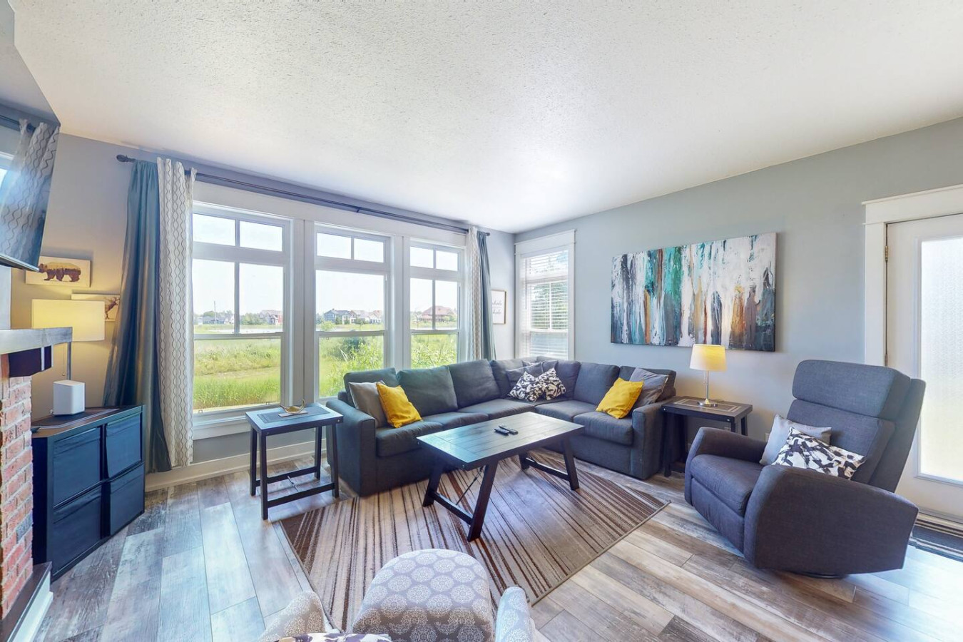 Rivergrass Retreat: Steps to Blue + Monterra Views | Photo 6