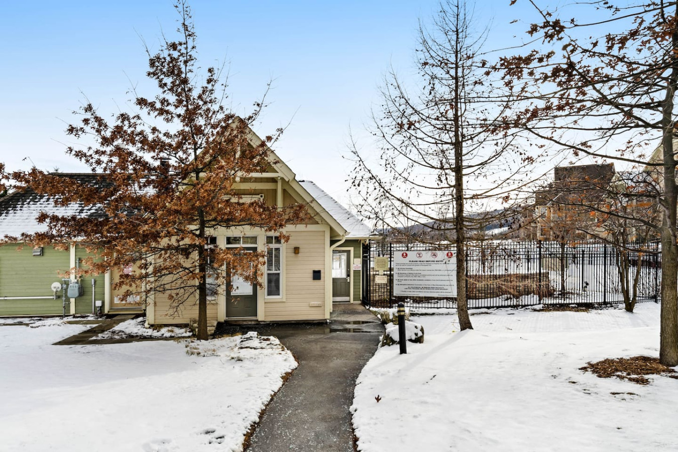 Rivergrass Retreat: Steps to Blue + Monterra Views | Photo 35