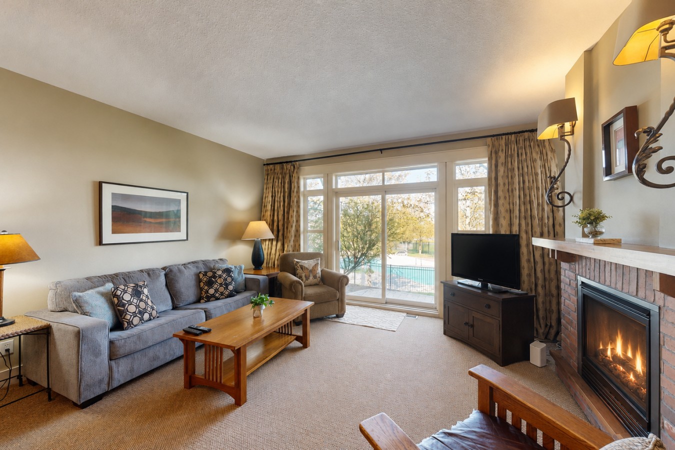 The Village Veranda: Pool Side w/ Hot Tub & Golf